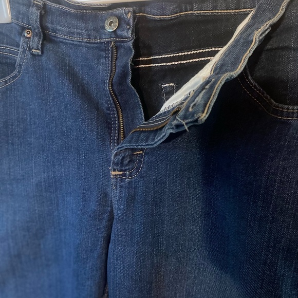 Riders By Lee - Picture 4 of 10